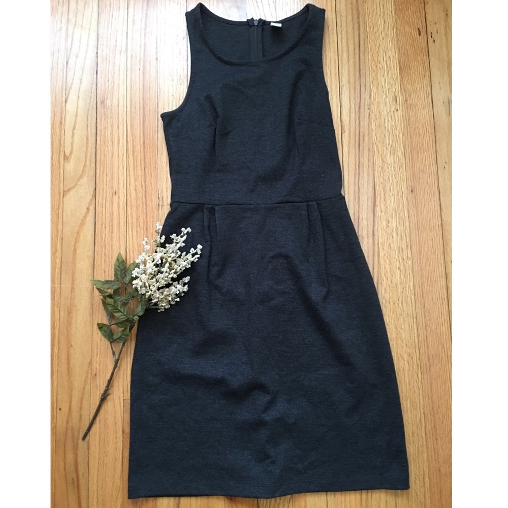 GRAY DRESS